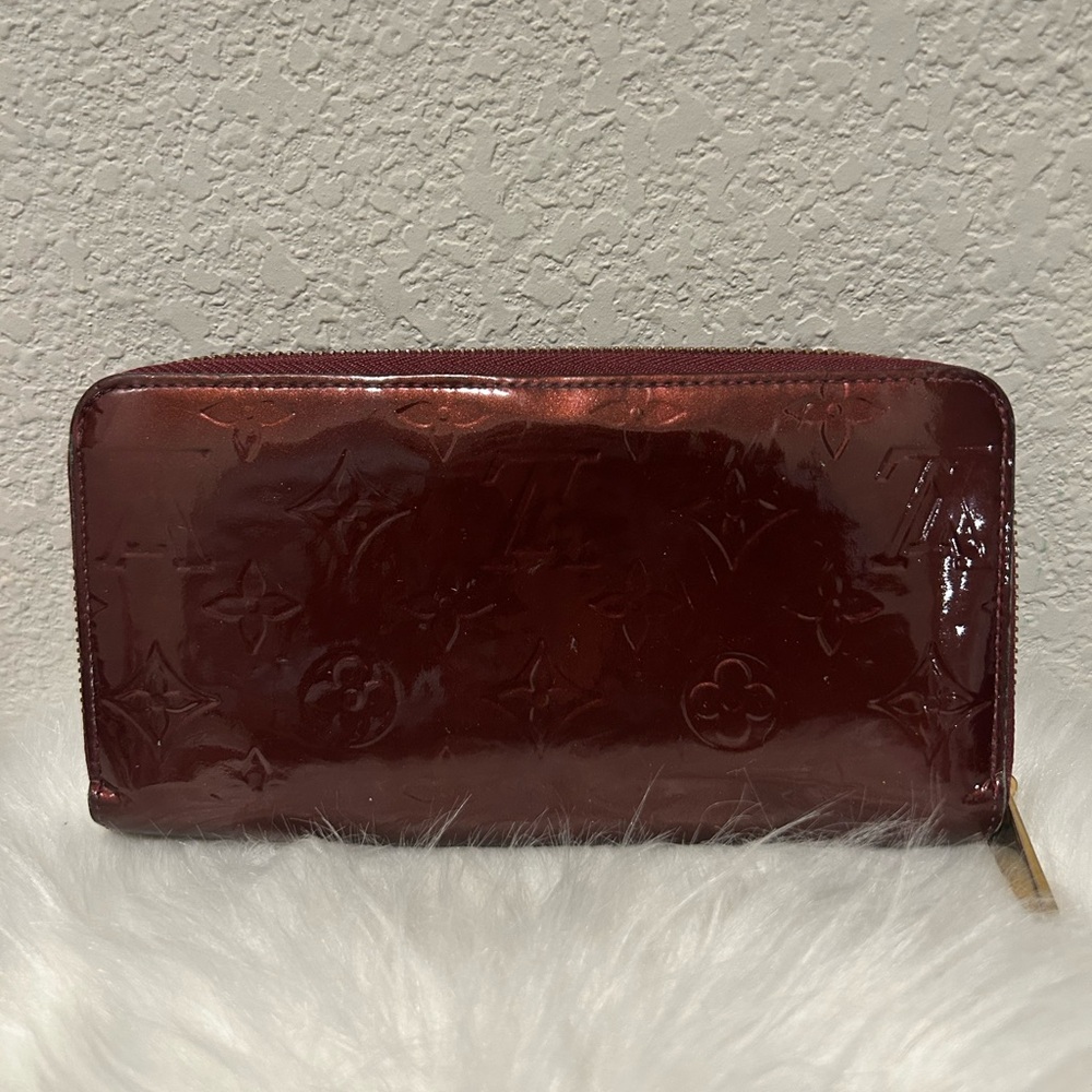 Louis Vuitton Vernis Patent Zip-Around Wallet in Burgundy